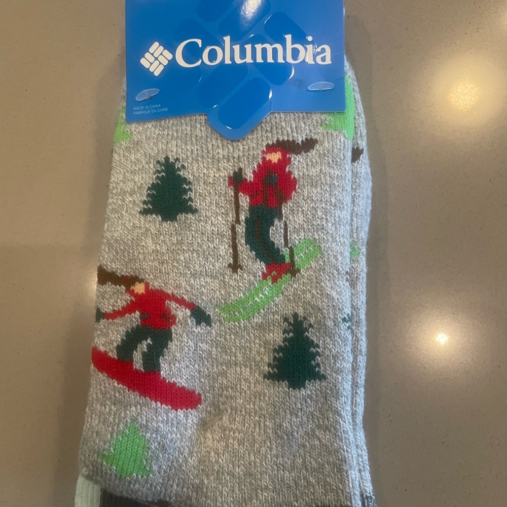 Columbia Gray and Green Casual Socks with Festive Pattern
